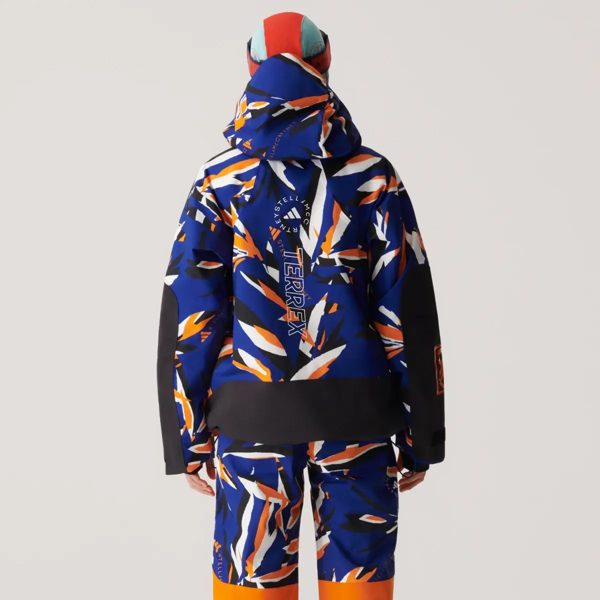 Adidas by Stella McCartney x Terrex TrueNature Jacket. 3