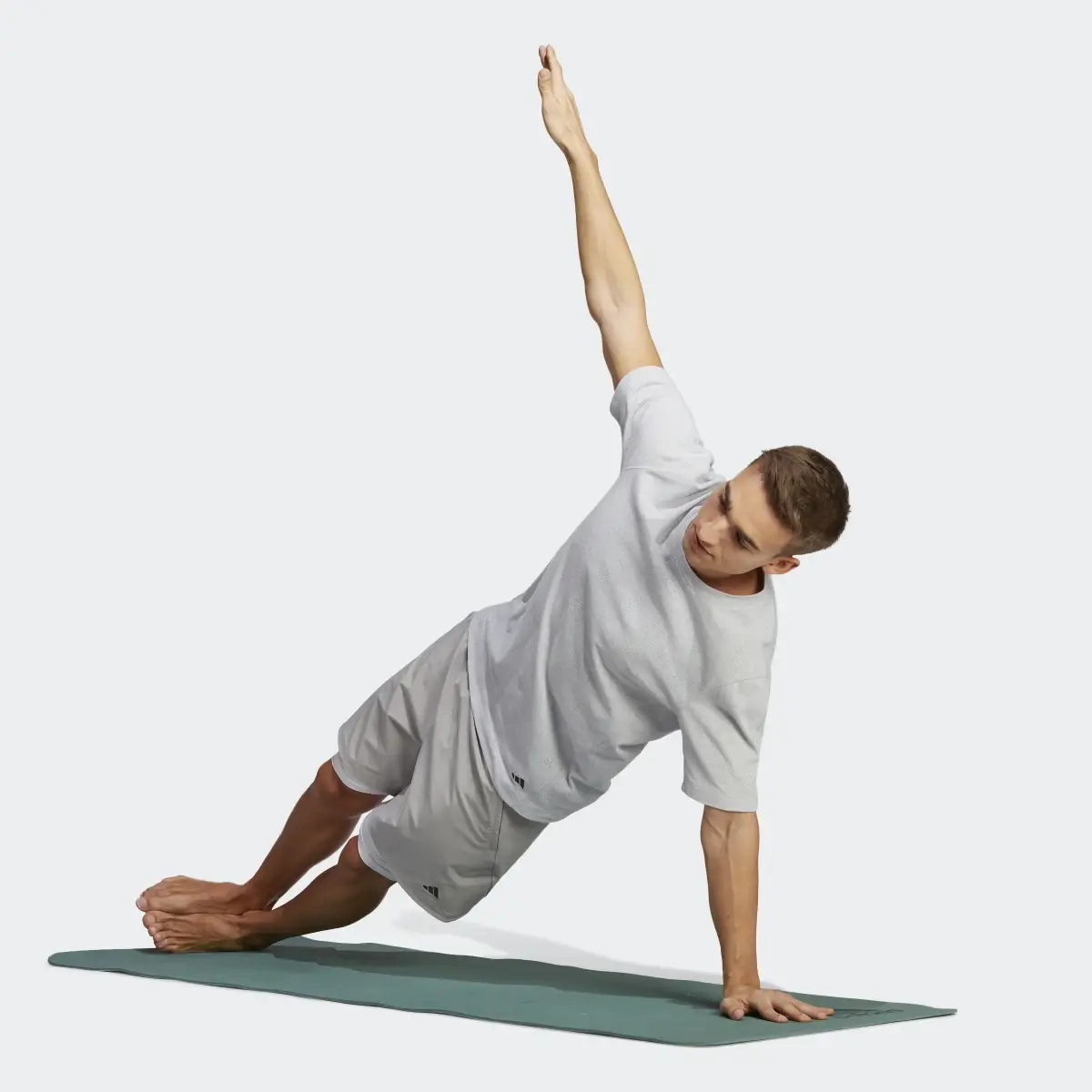 Adidas Pantalón corto Yoga Training 2-in-1. 3