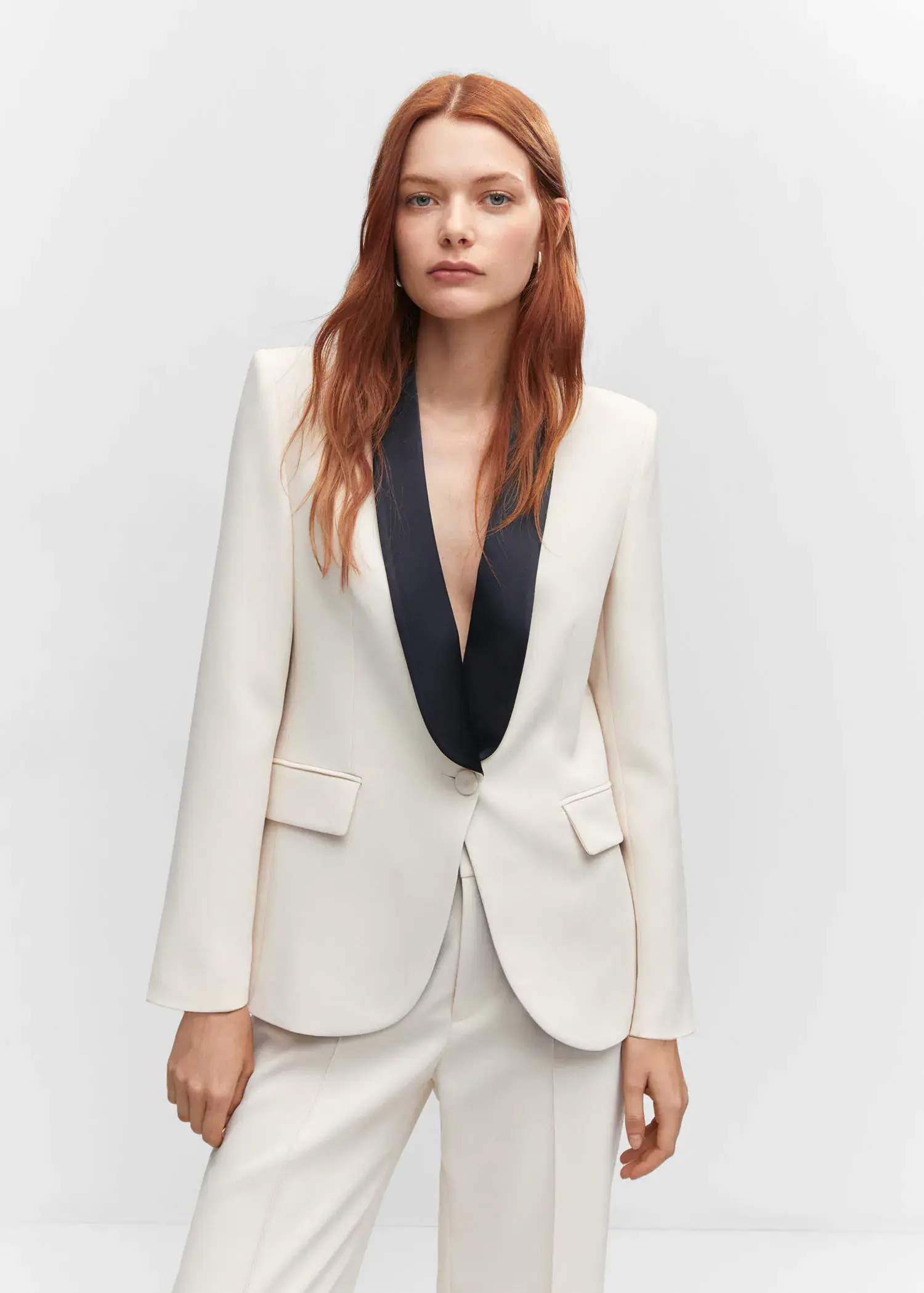 Mango Contrast structured jacket with shawl collar . 2