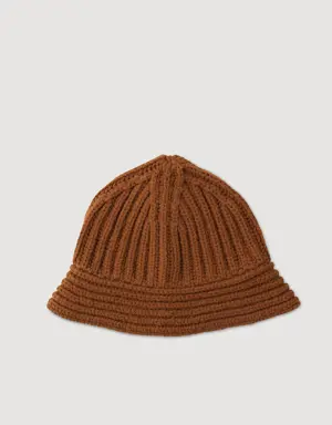 Knit bucket hat