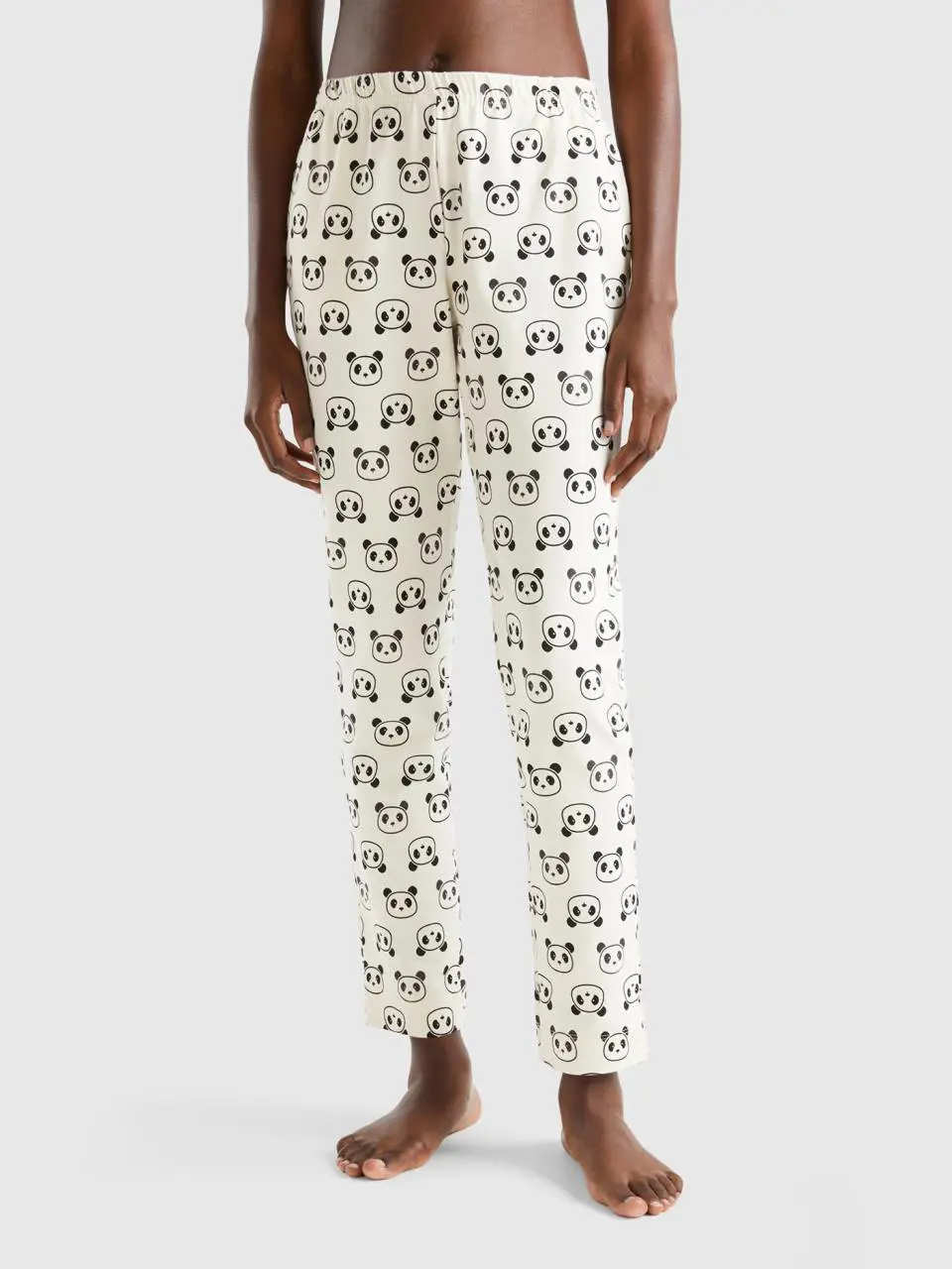 Benetton trousers with panda print. 1