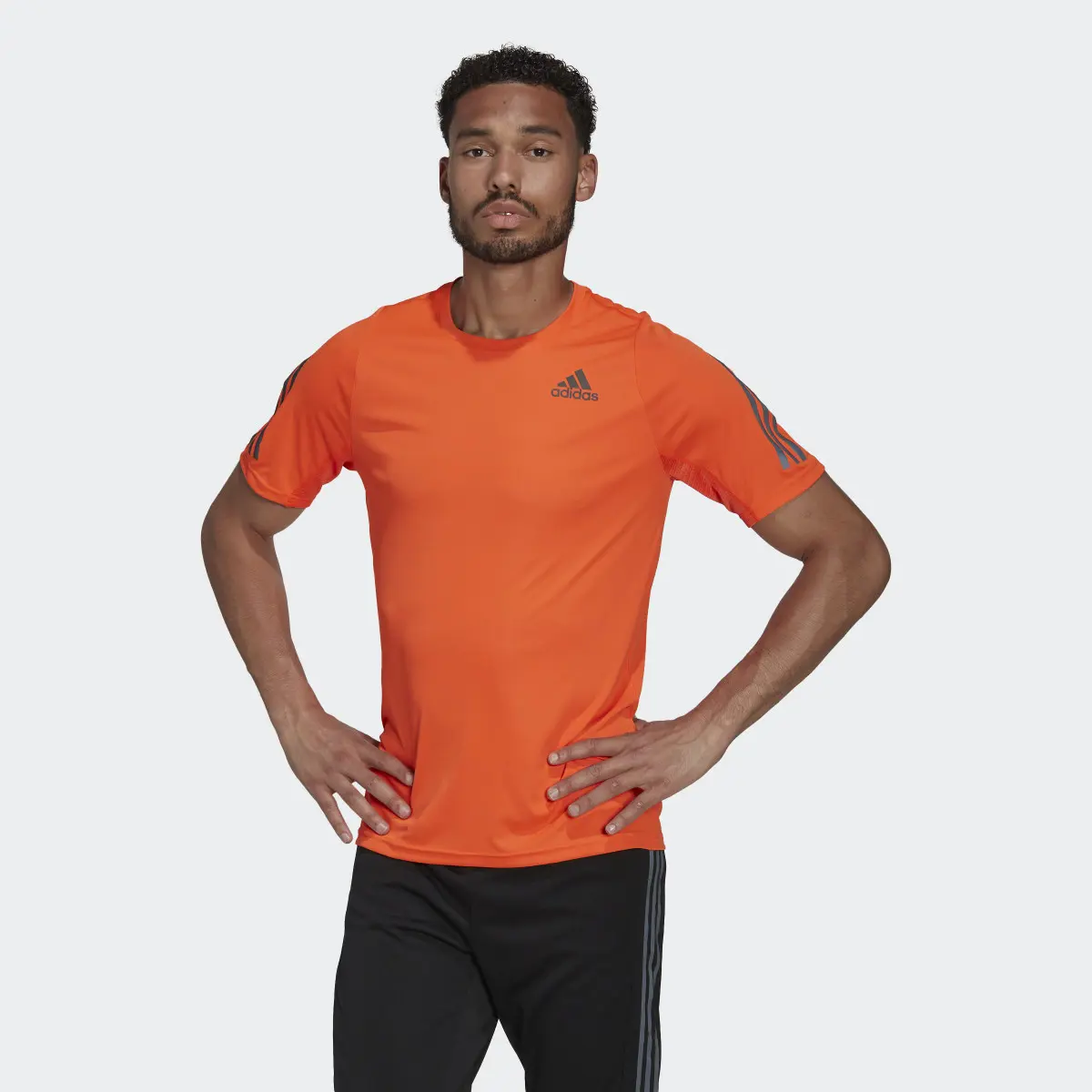 Adidas Playera Run Icon. 2