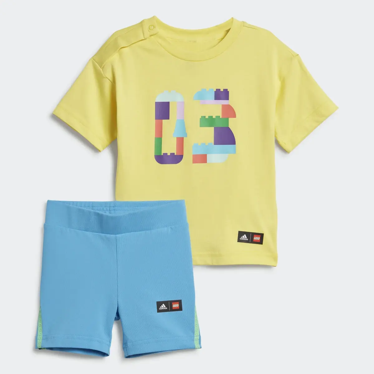 Adidas x Classic LEGO® T-Shirt und kurze Leggings Set. 1