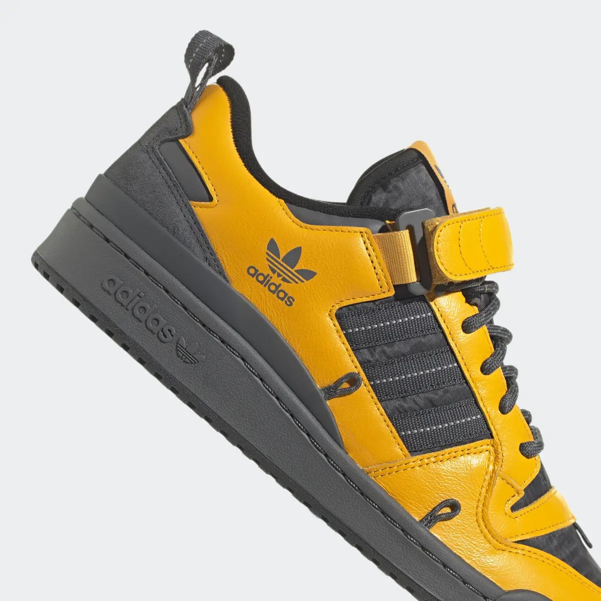 Adidas Forum 84 Camp Low Shoes. 3