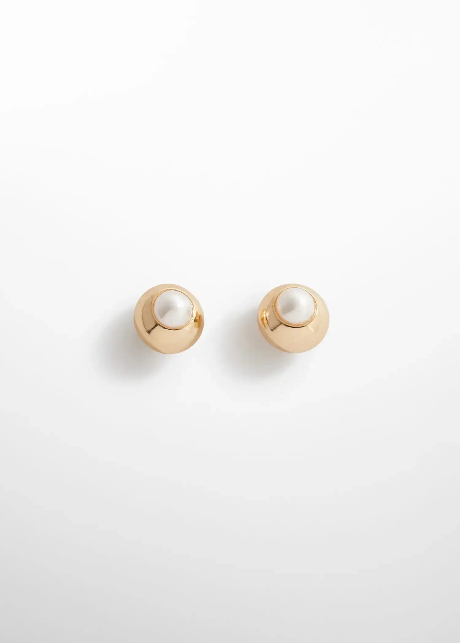 Mango Spherical pearl-detail earrings. 1