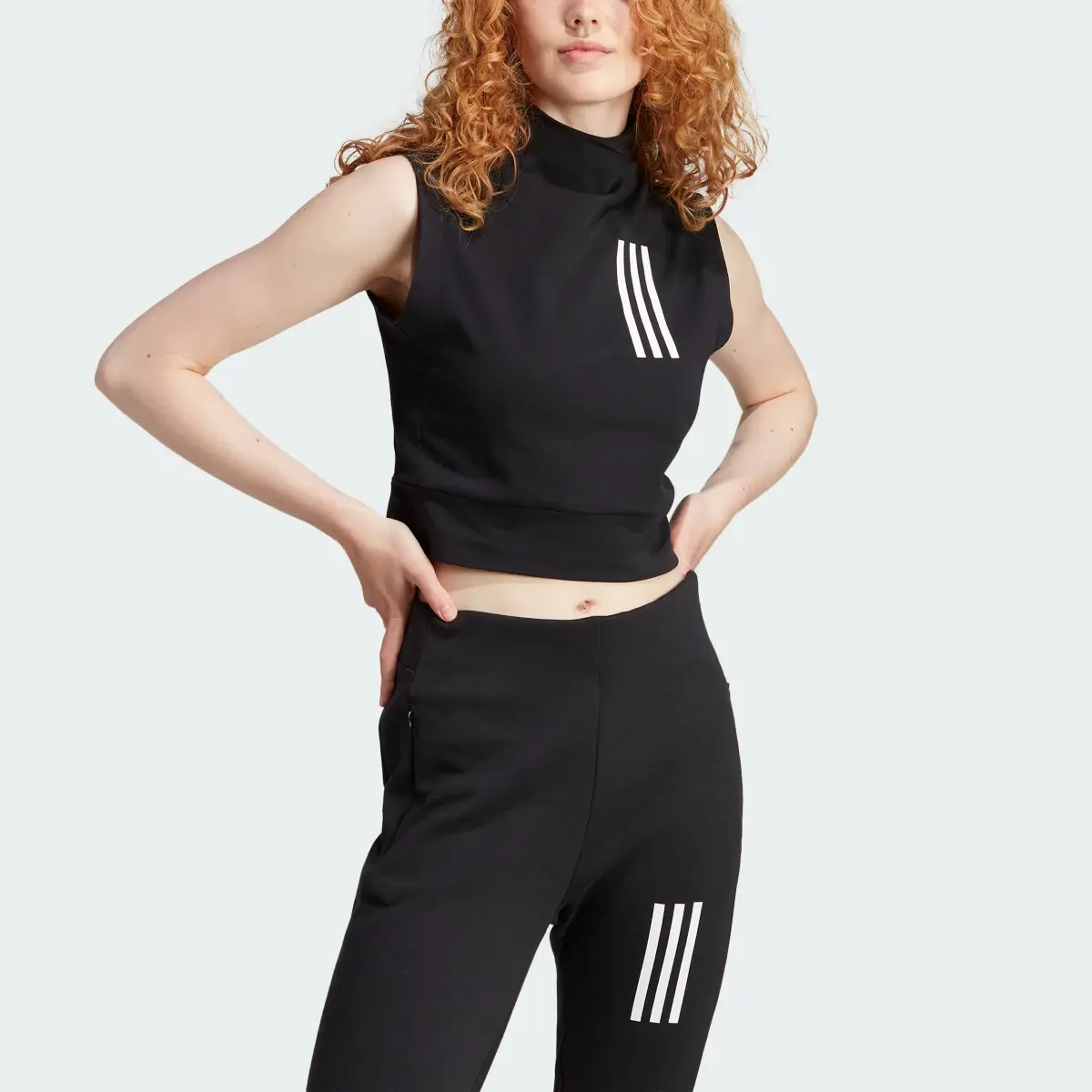 Adidas Top Mission Victory Sleeveless Cropped. 1