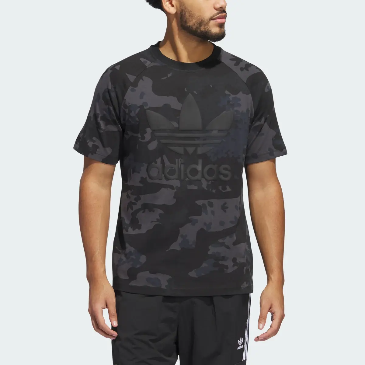 Adidas T-shirt Camo Trefoil. 1