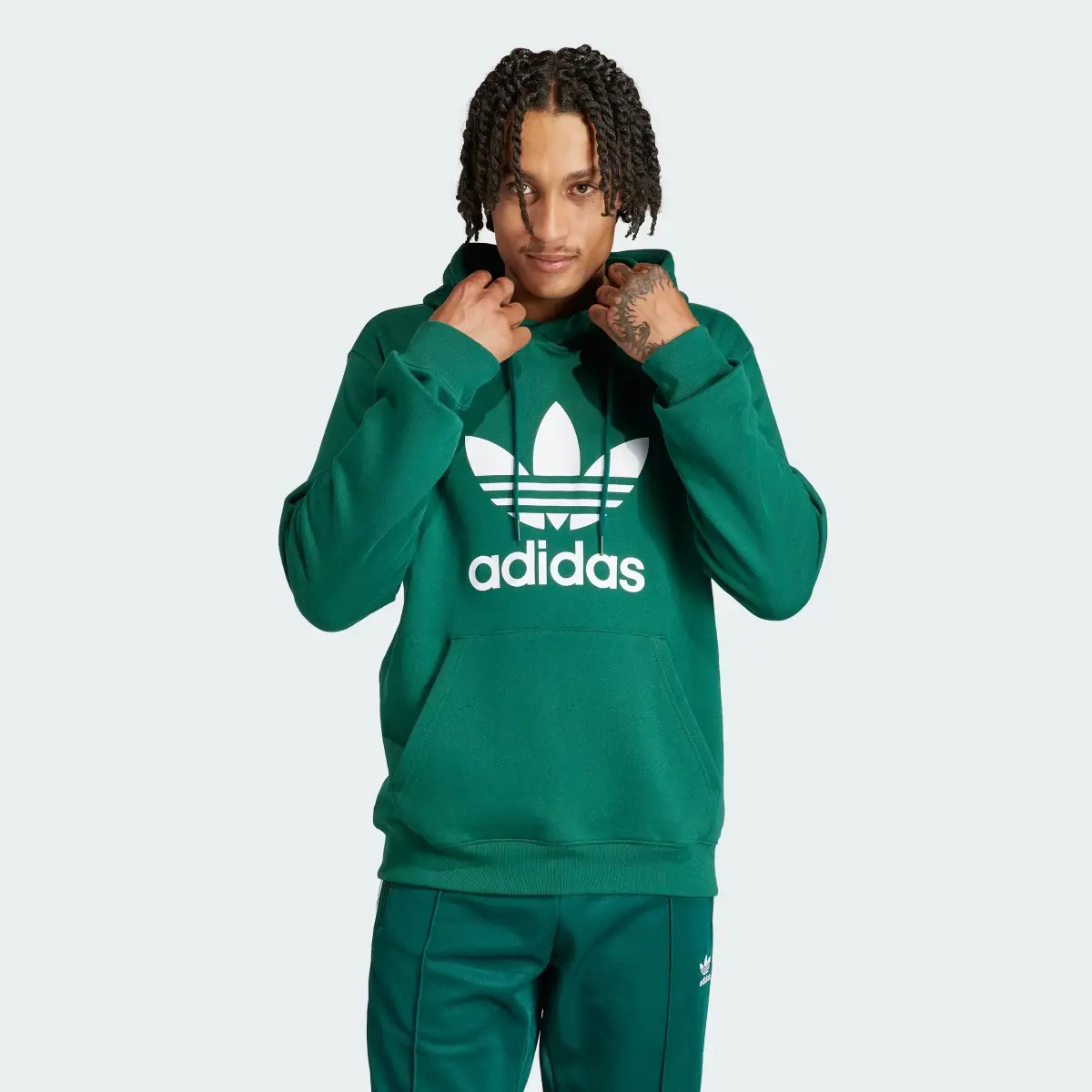 Adidas adicolor Classics Trefoil Hoodie. 2