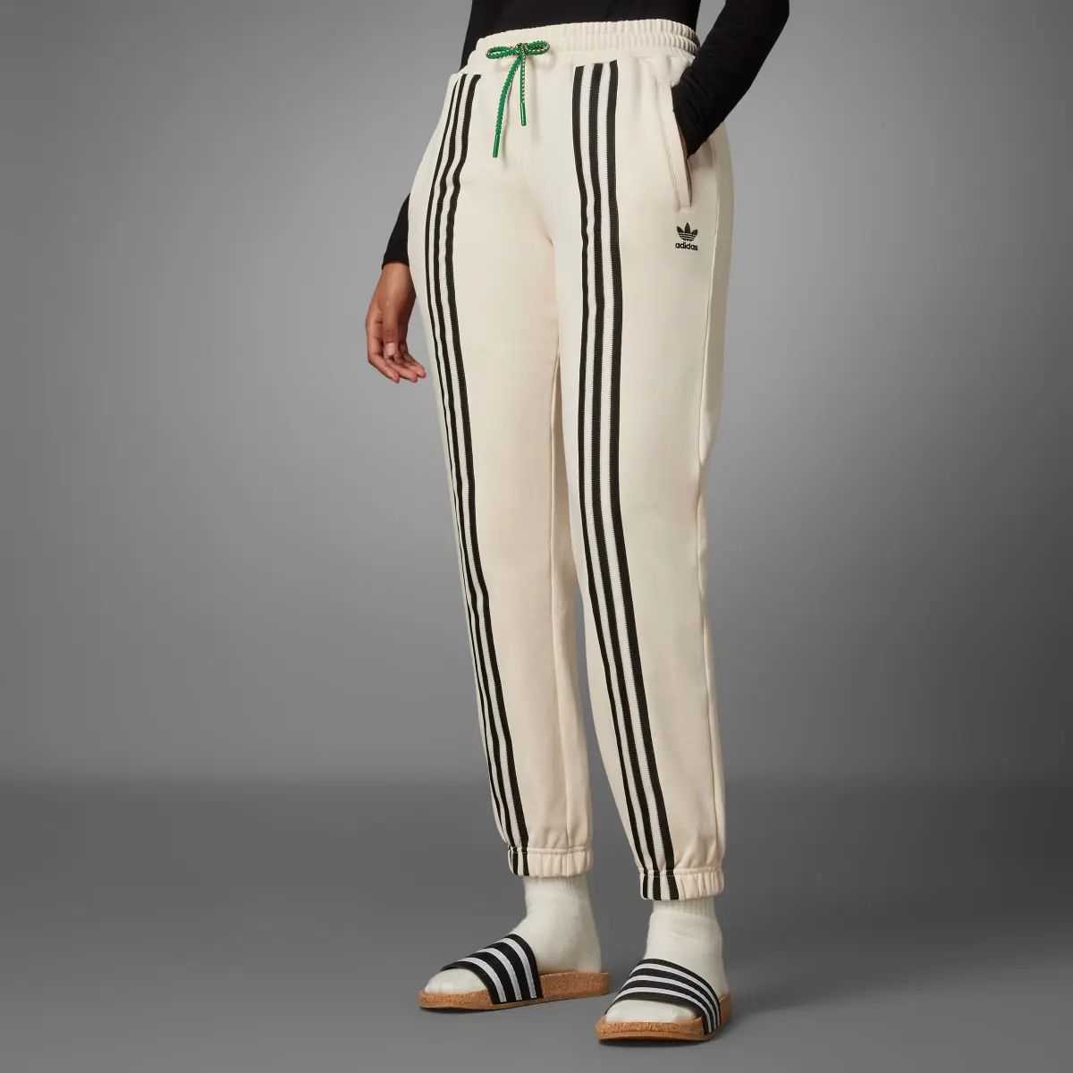 Adidas Pantalon de survêtement 3 bandes Adicolor 70s. 1