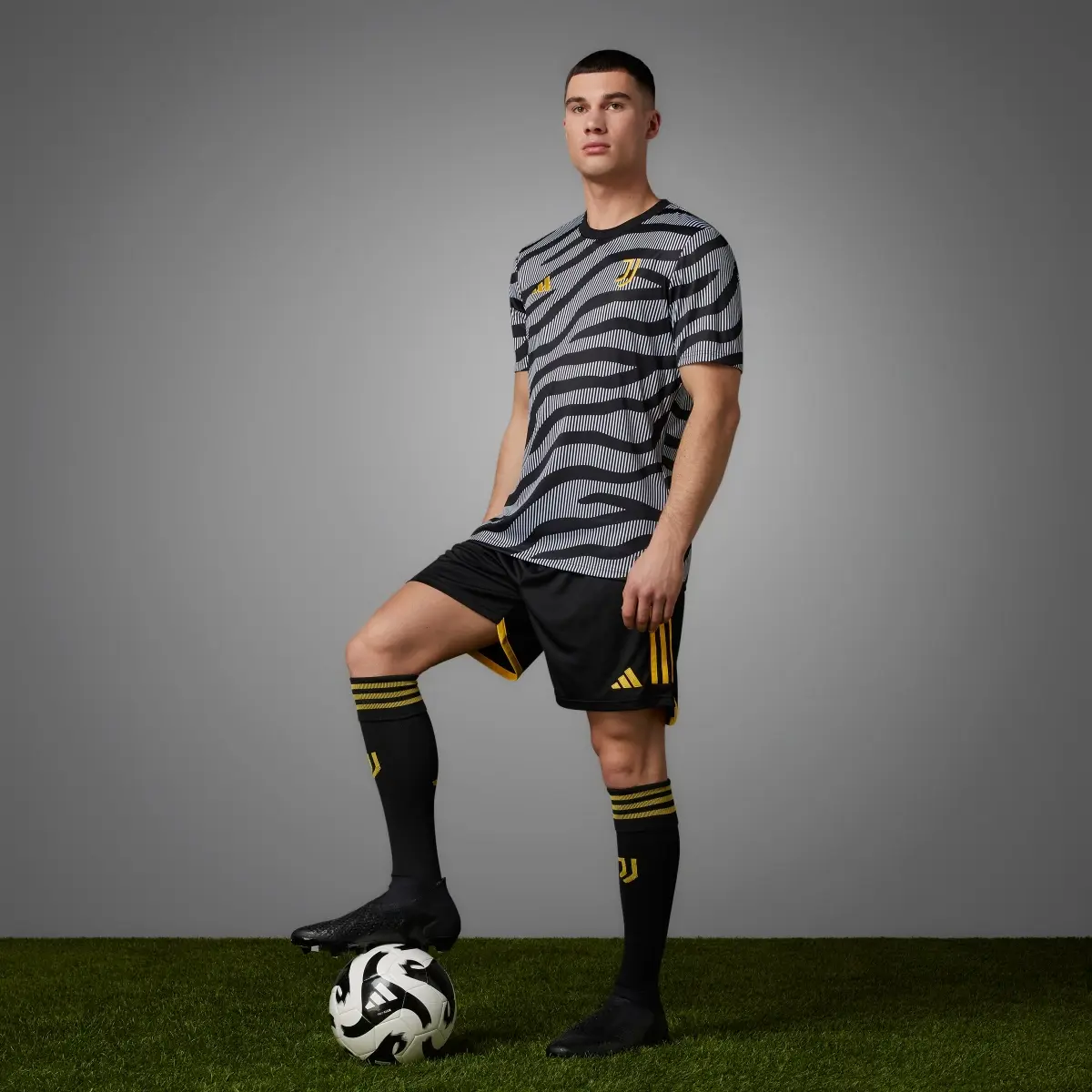 Adidas Juventus Pre-Match Jersey. 2