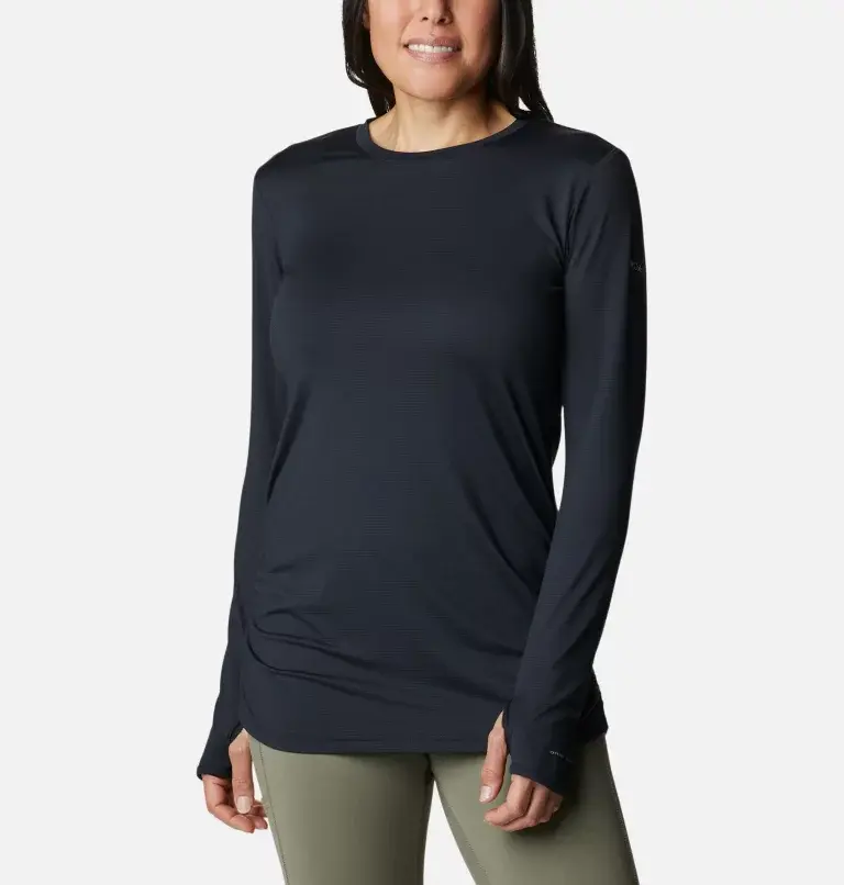 Columbia Women's Leslie Falls™ Long Sleeve Technical T-Shirt. 1