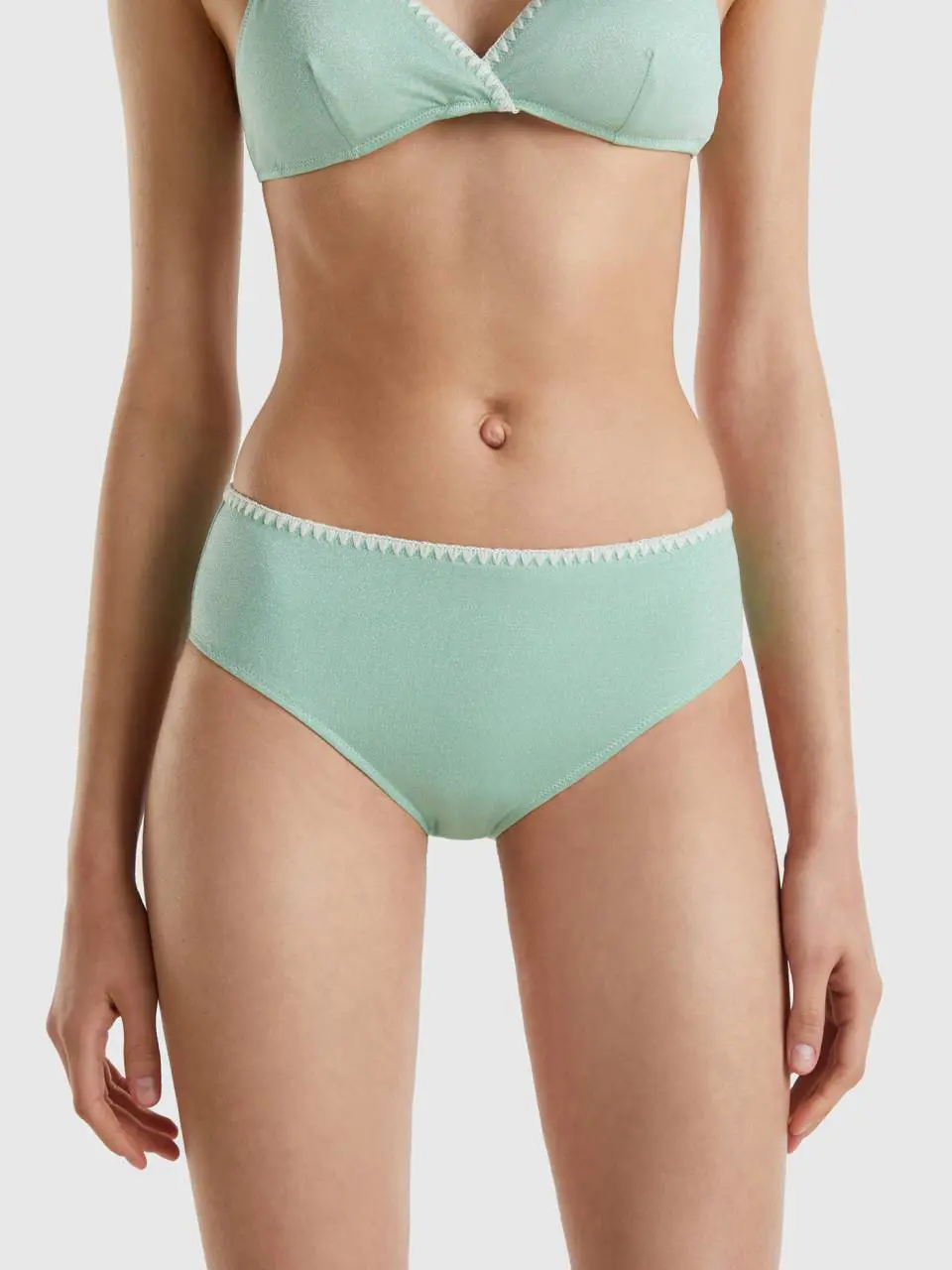 Benetton high-waisted bikini bottoms with lurex and embroidery. 1