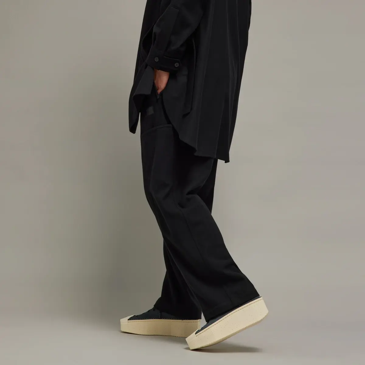 Adidas Pantalon flanelle coupe droite Y-3. 2