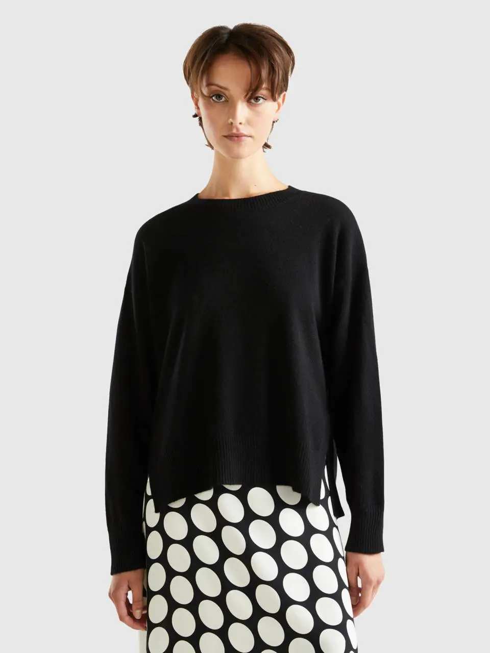 Benetton black sweater in 100% cashmere. 1