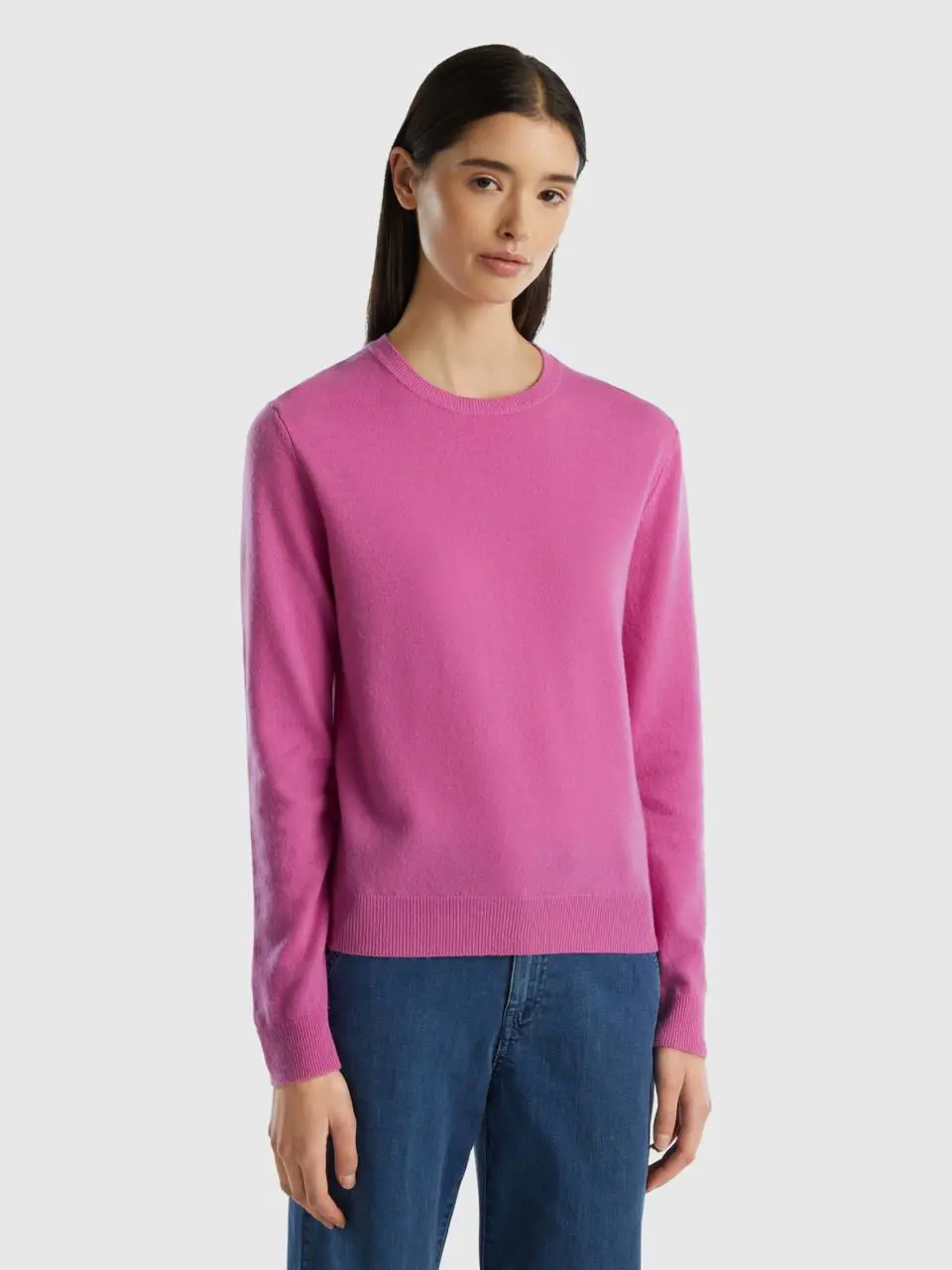 Benetton dark pink crew neck sweater in merino wool. 1