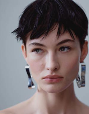 Asymmetrical design earrings