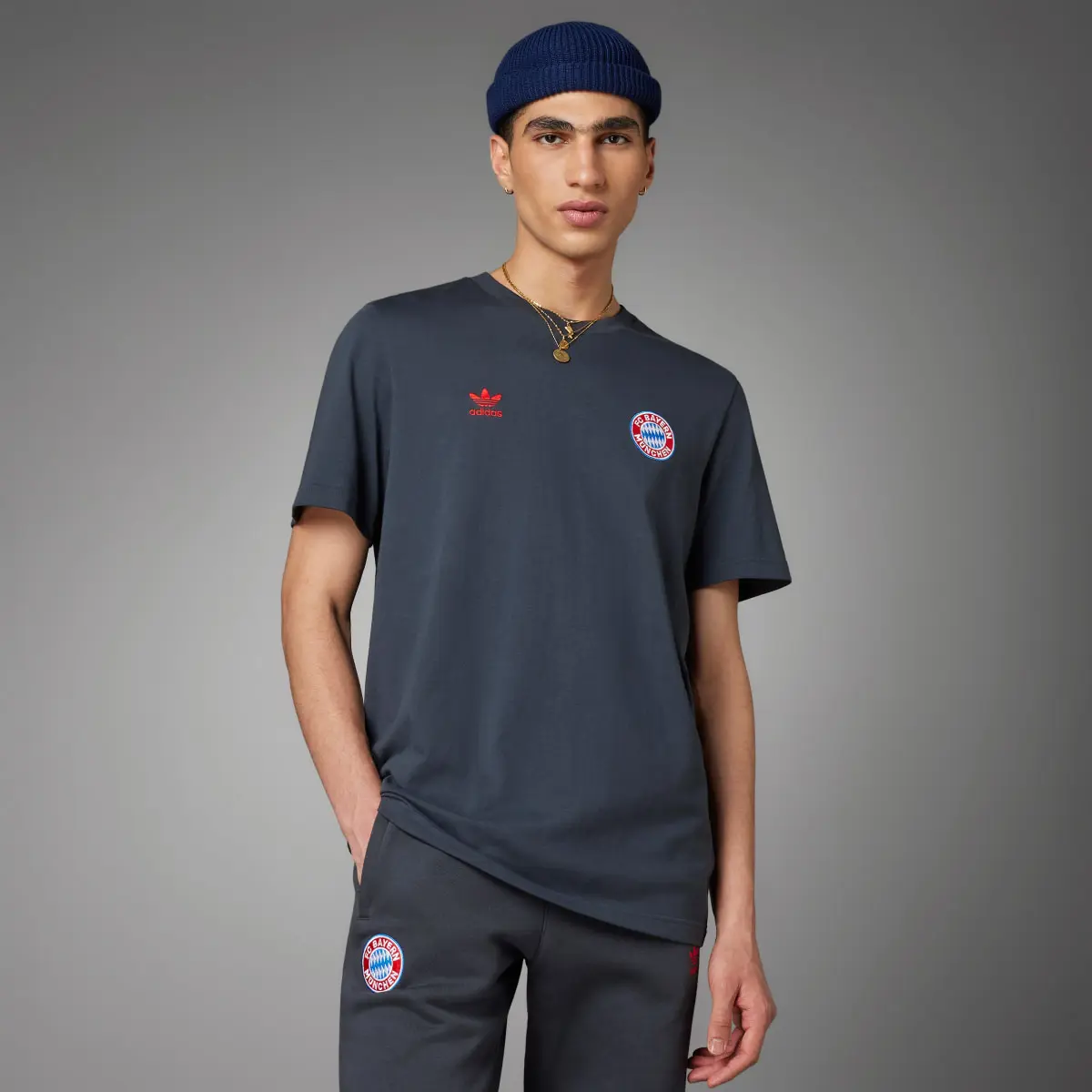 Adidas T-shirt Trefoil Essentials do FC Bayern München. 1