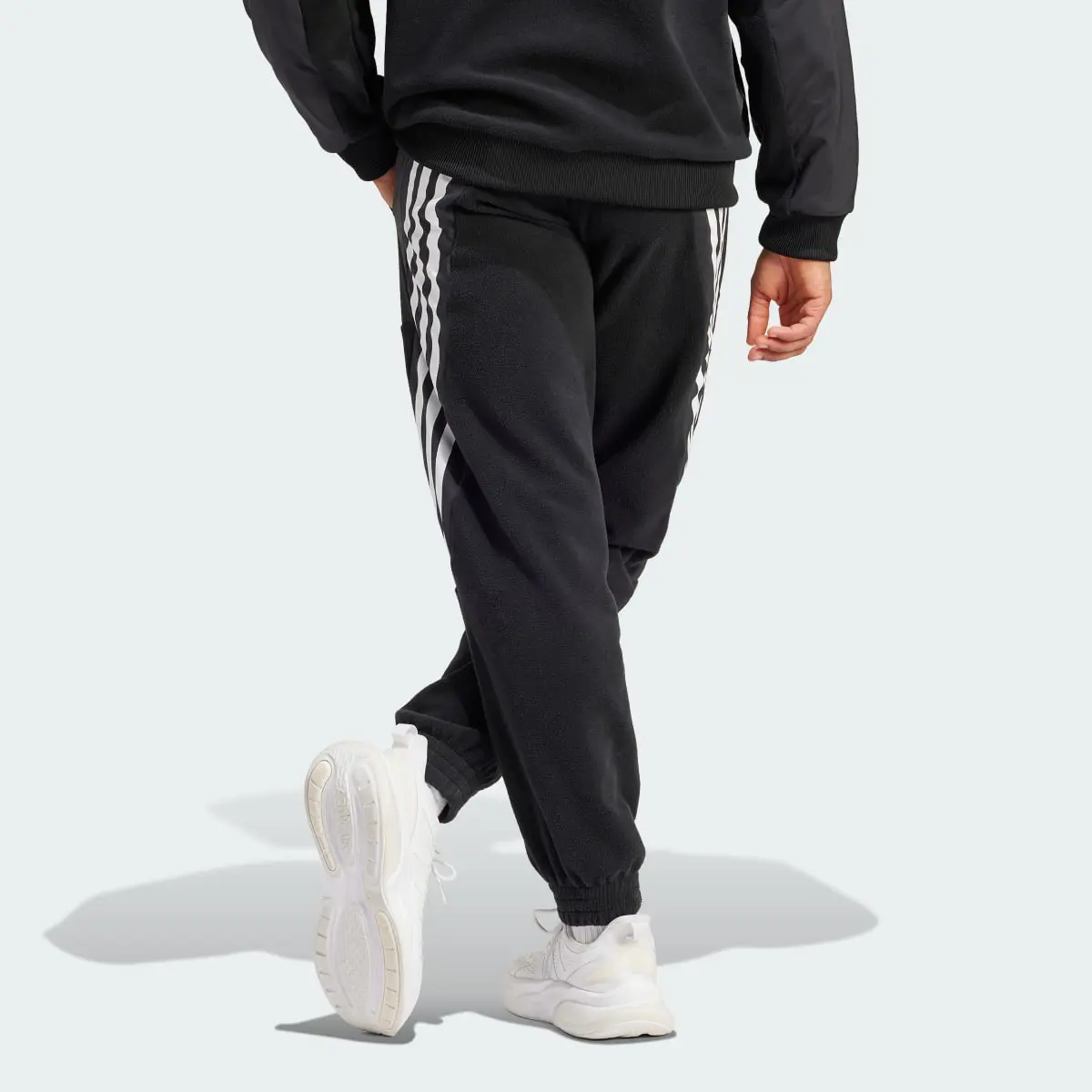 Adidas Pantaloni Future Icons 3-Stripes. 2