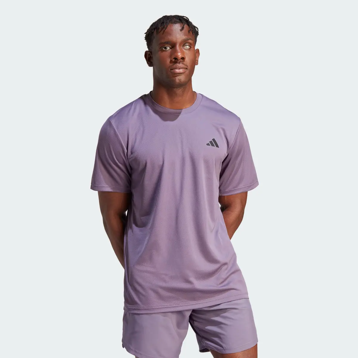 Adidas Playera de Entrenamiento Train Essentials. 2