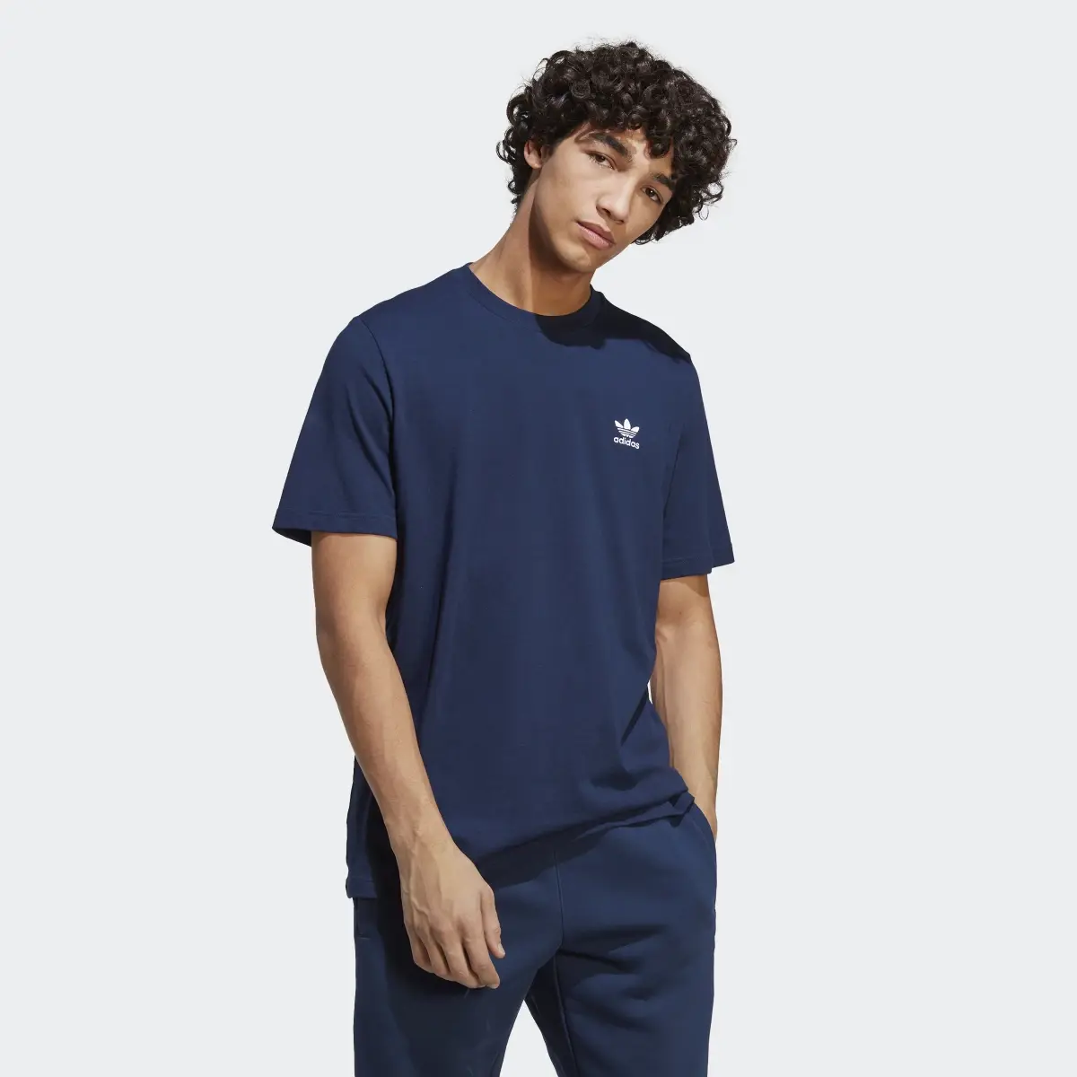 Adidas TREFOIL ESSENTIALS TEE. 2