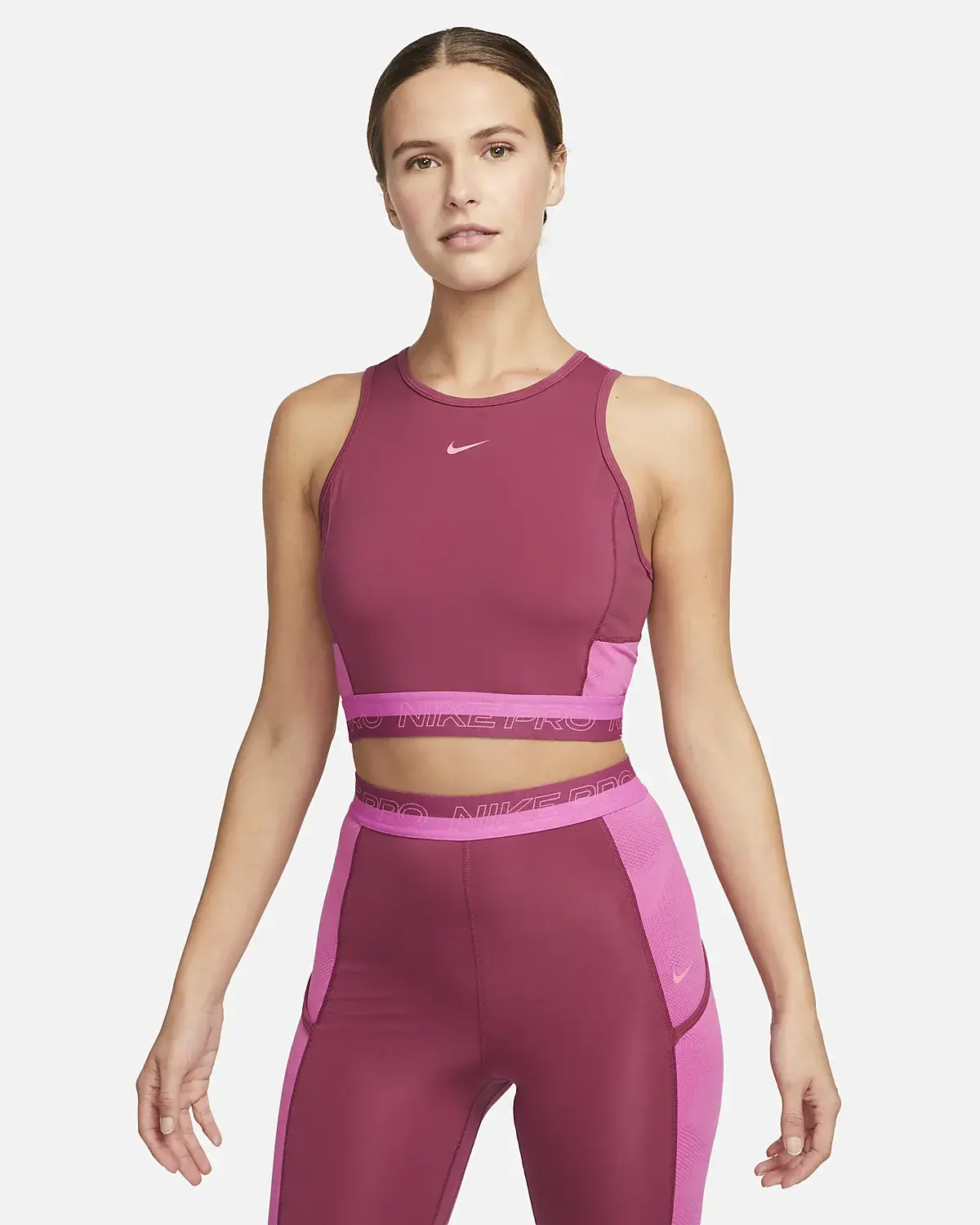 Nike Pro Dri-FIT. 1