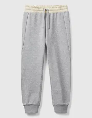 joggers with drawstring