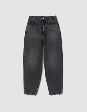 Oversized frayed jeans