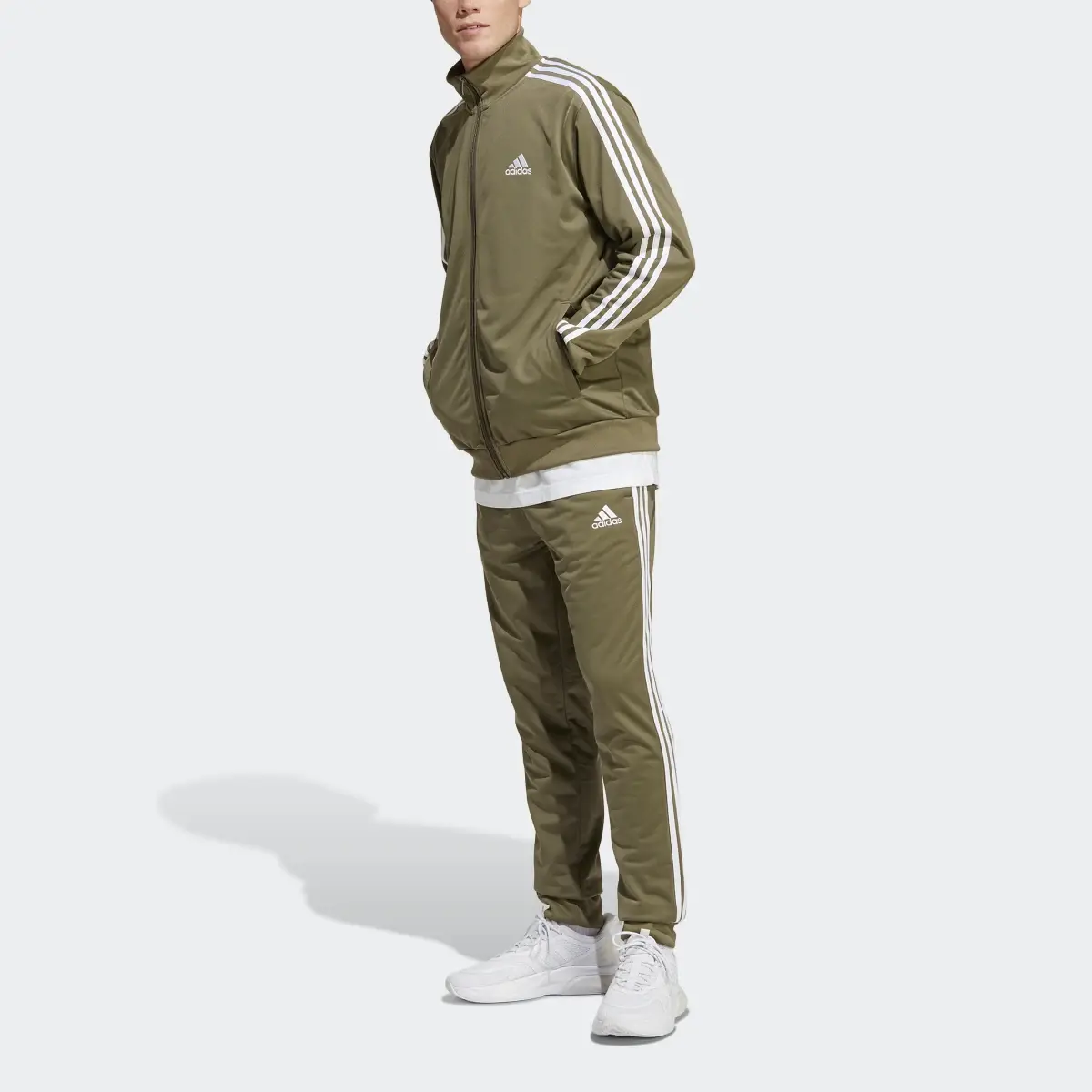 Adidas Basic 3-Streifen Tricot Trainingsanzug. 1