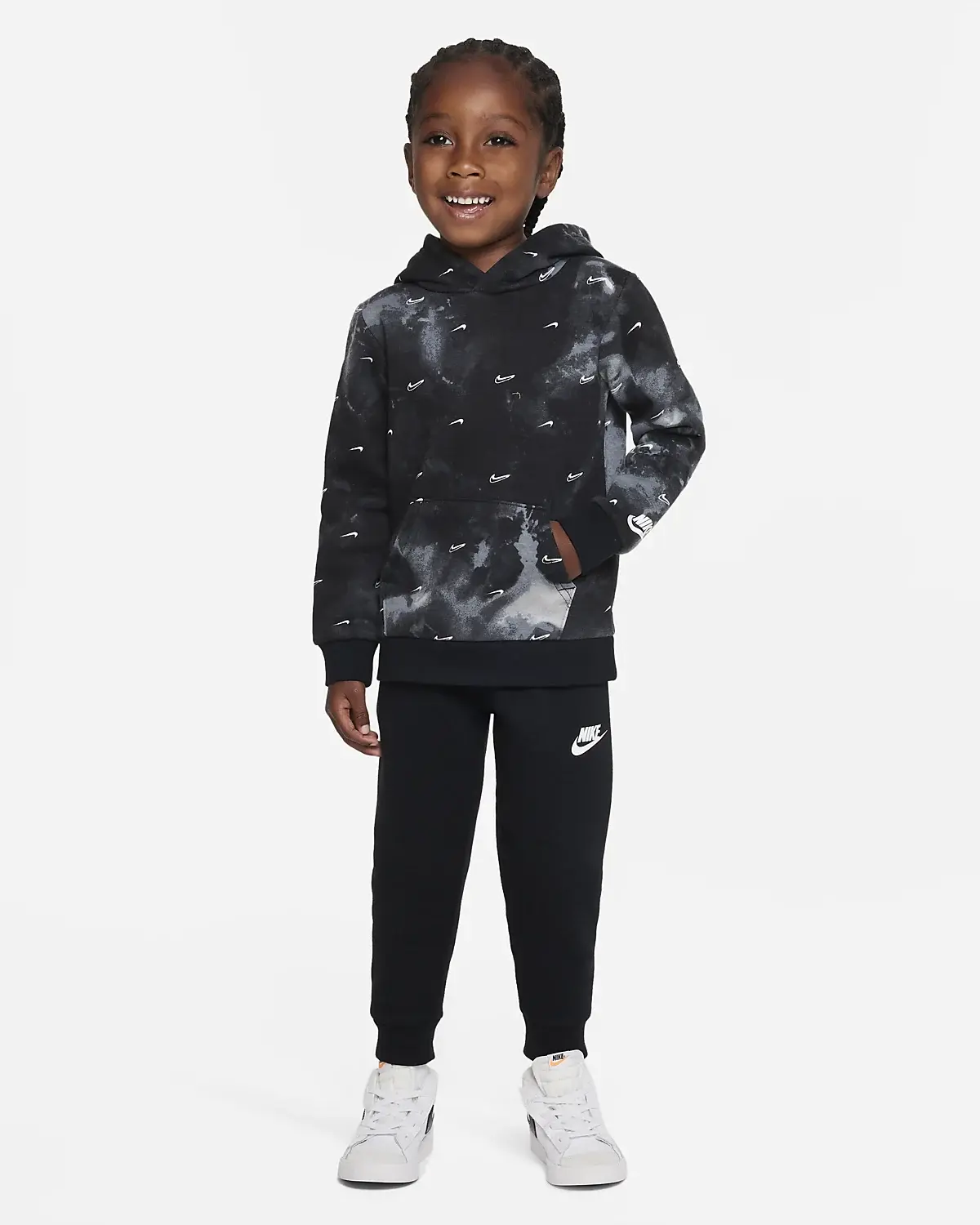 Nike Sportswear Club Fleece Sweatshirt Set. 1