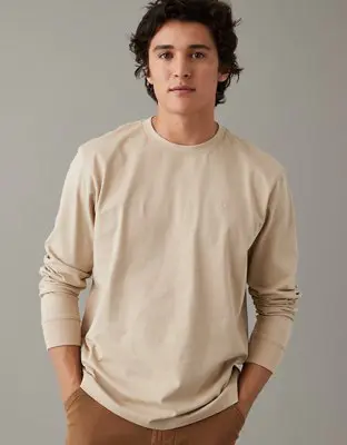 American Eagle Long-Sleeve T-Shirt. 1