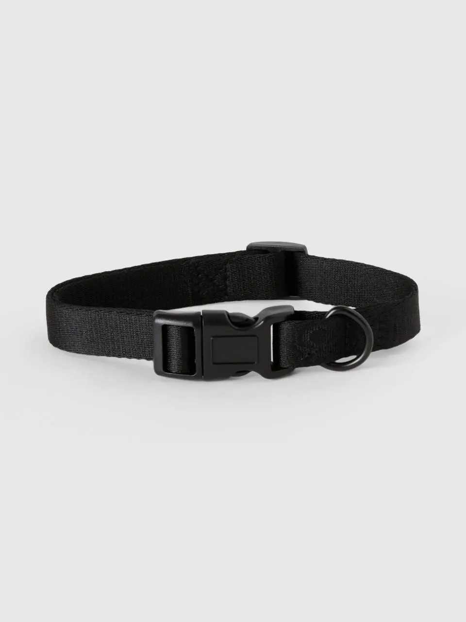 Benetton black dog collar. 1