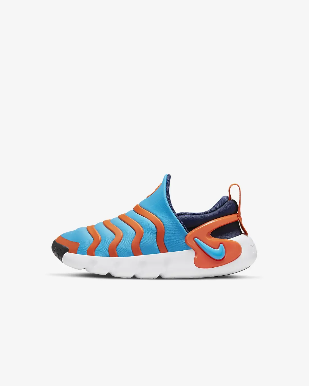 Nike Dynamo Go. 1 Nike Dynamo Go. 1