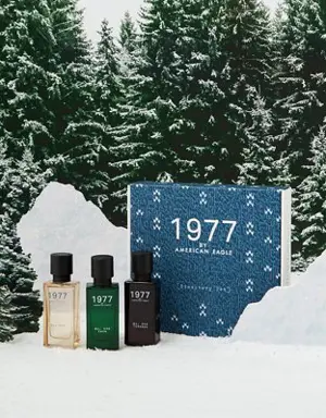 O 1977 Eau de Cologne Discovery Set