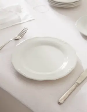 Porcelain romantic flat plate