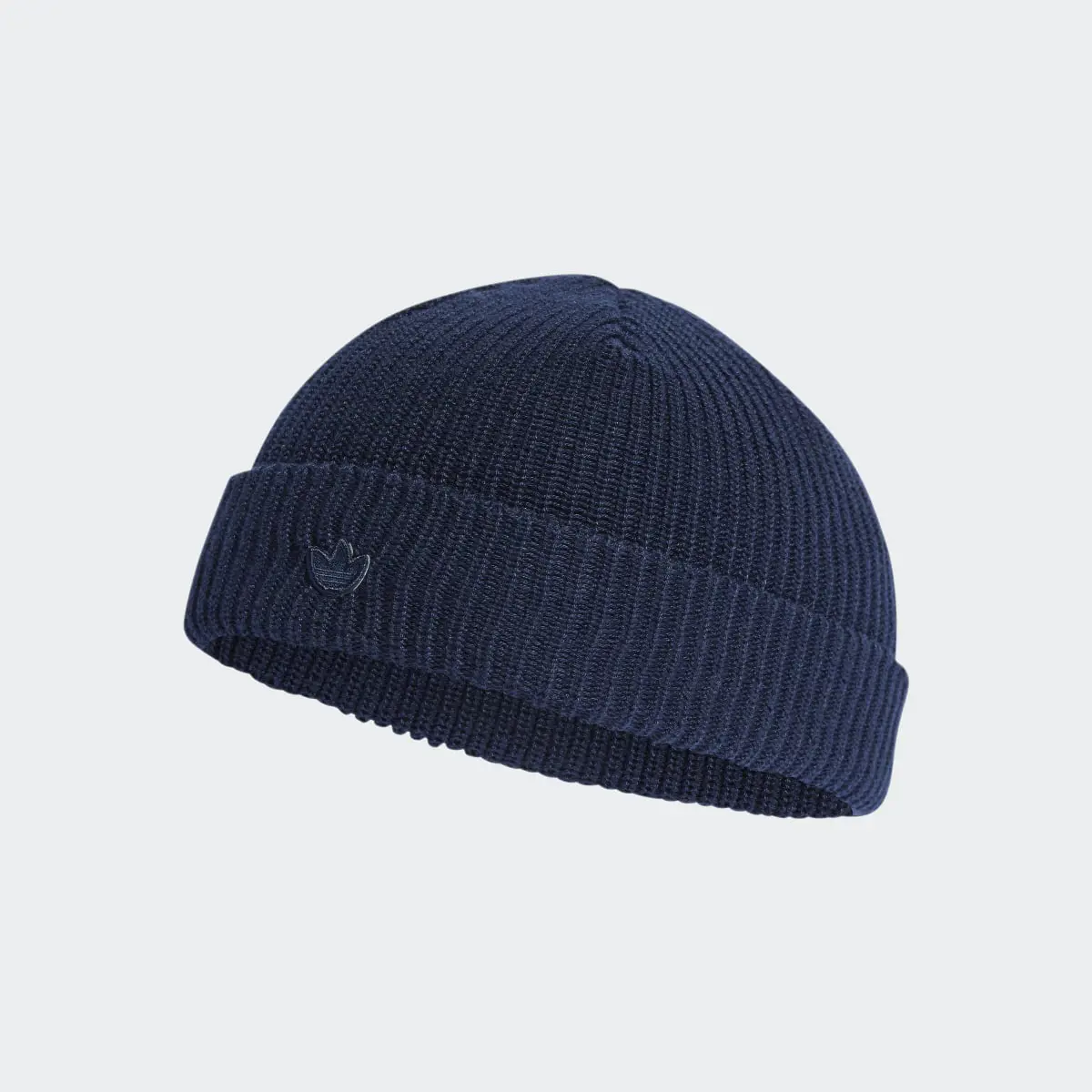 Adidas Adicolor Short Beanie. 2