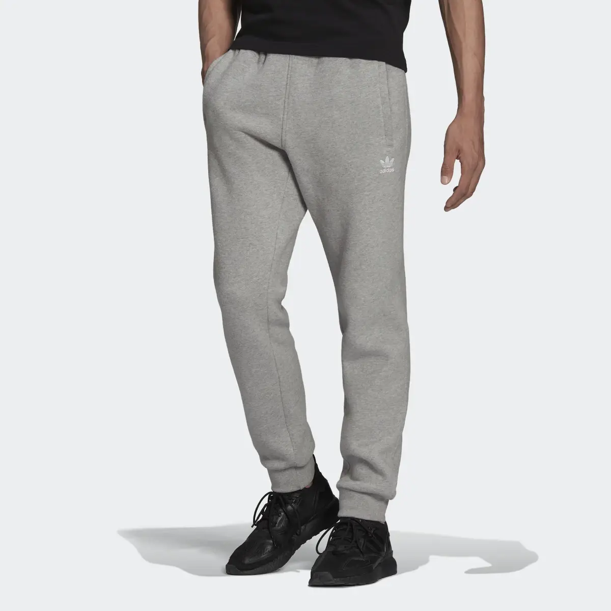 Adidas Adicolor Essentials Trefoil Pants. 1