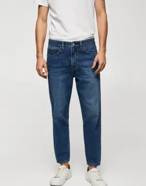 Jeans tappered-fit lavado oscuro