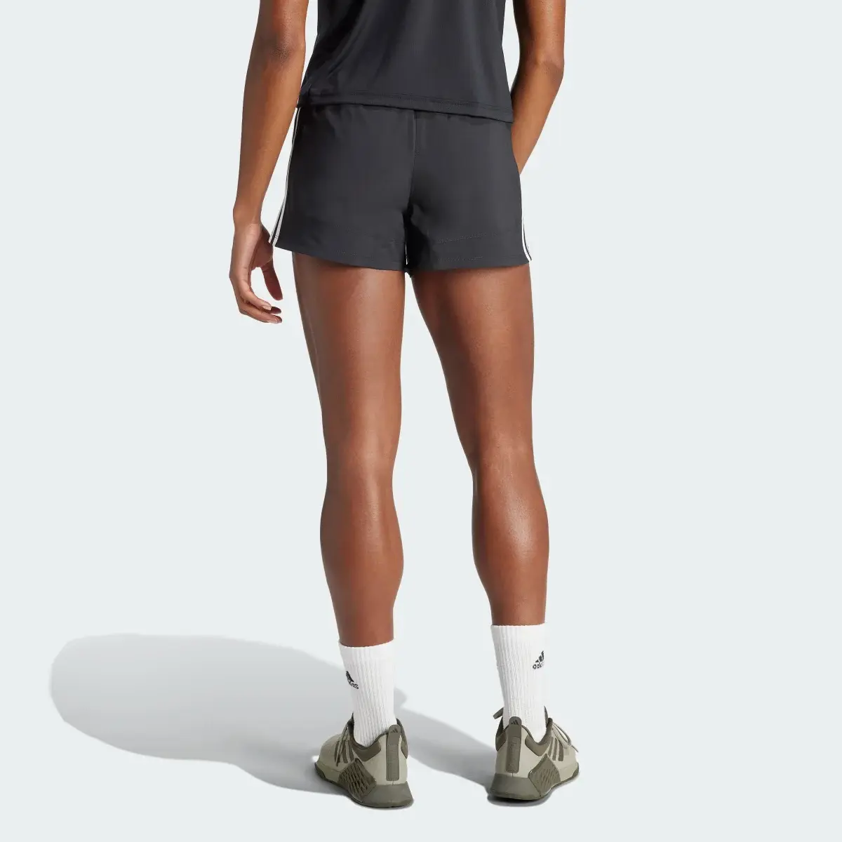 Adidas Pacer Training 3-Streifen Woven High-Rise Shorts. 3