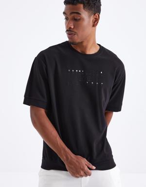 Siyah Küçük Yazı Nakışlı O Yaka Erkek Oversize T-Shirt - 88103