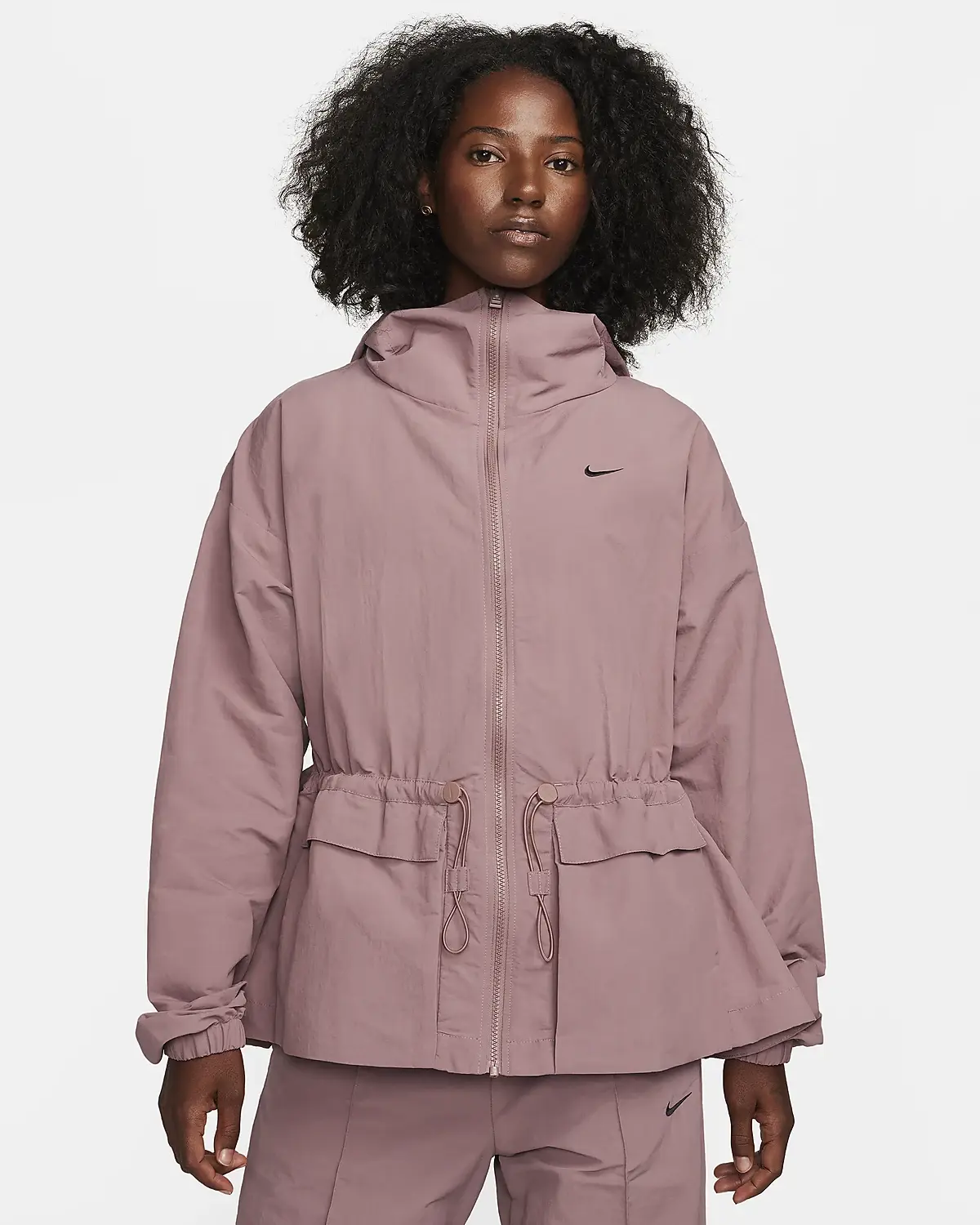 Nike Sportswear Everything Wovens. 1