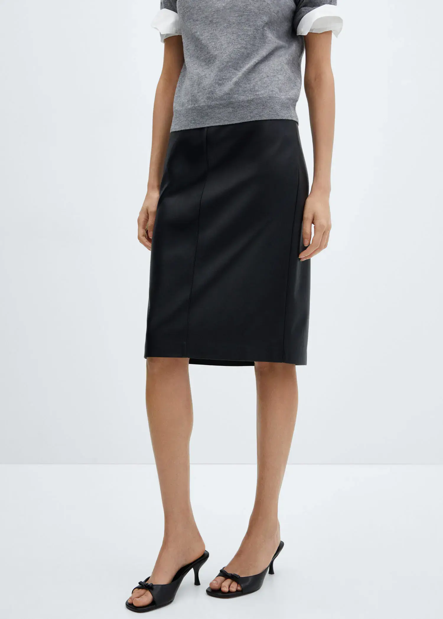 Mango Faux-leather pencil skirt. 2