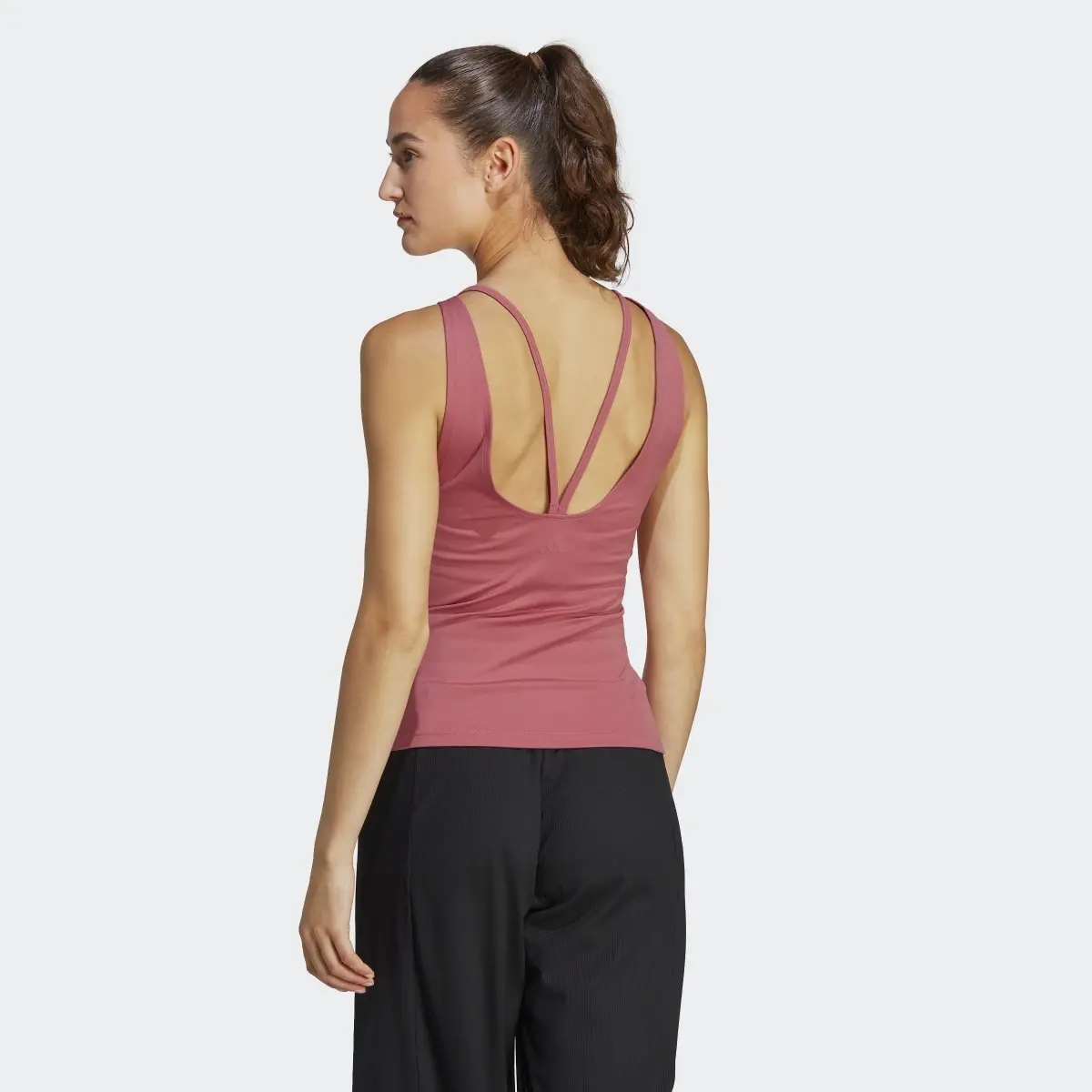 Adidas Camiseta de tirantes Yoga Studio. 3
