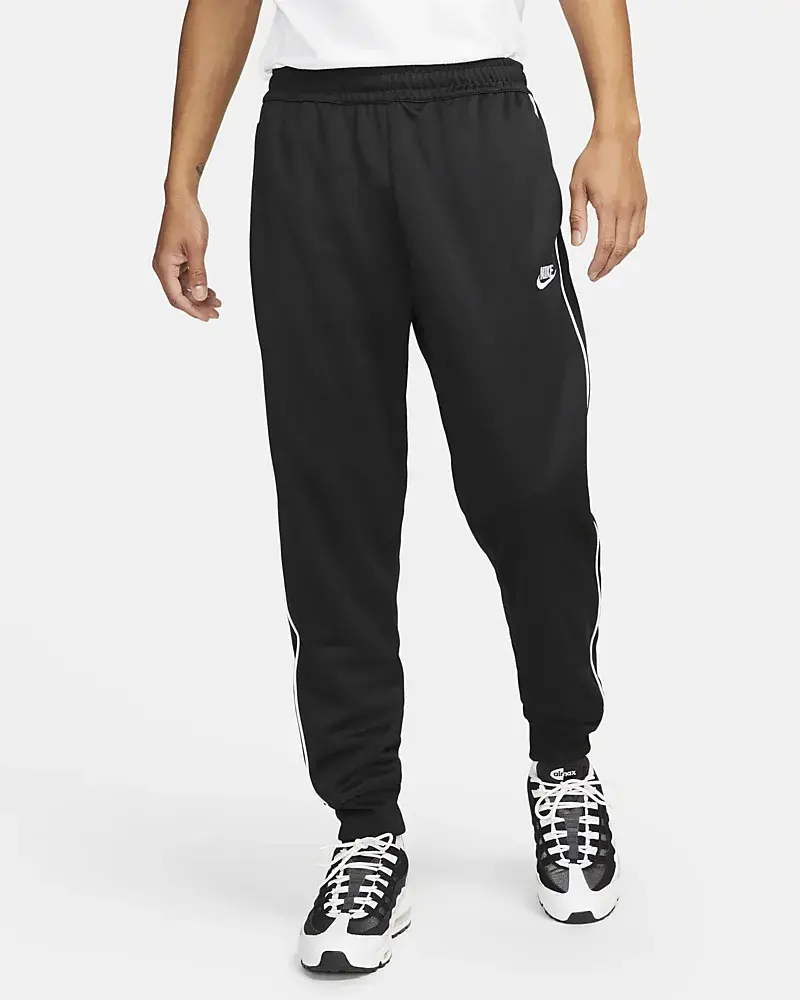Nike Club. 1 Nike Club. 1