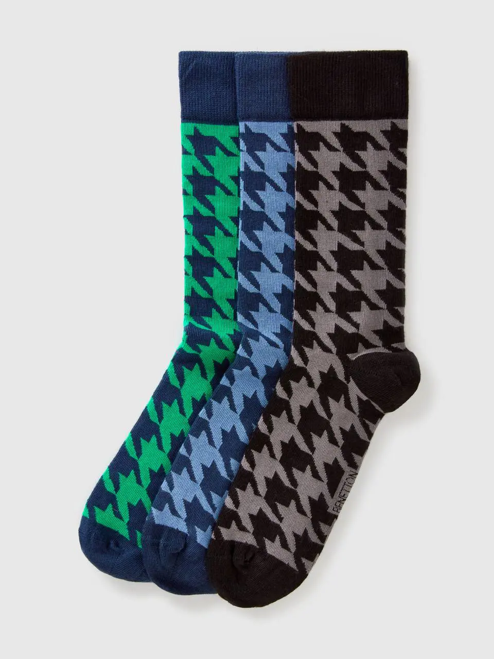 Benetton long houndstooth socks. 1