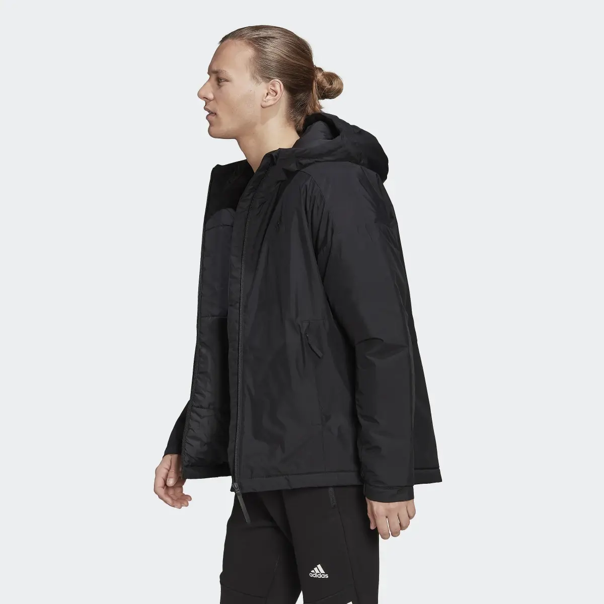 Adidas Traveer Insulated Jacket. 3