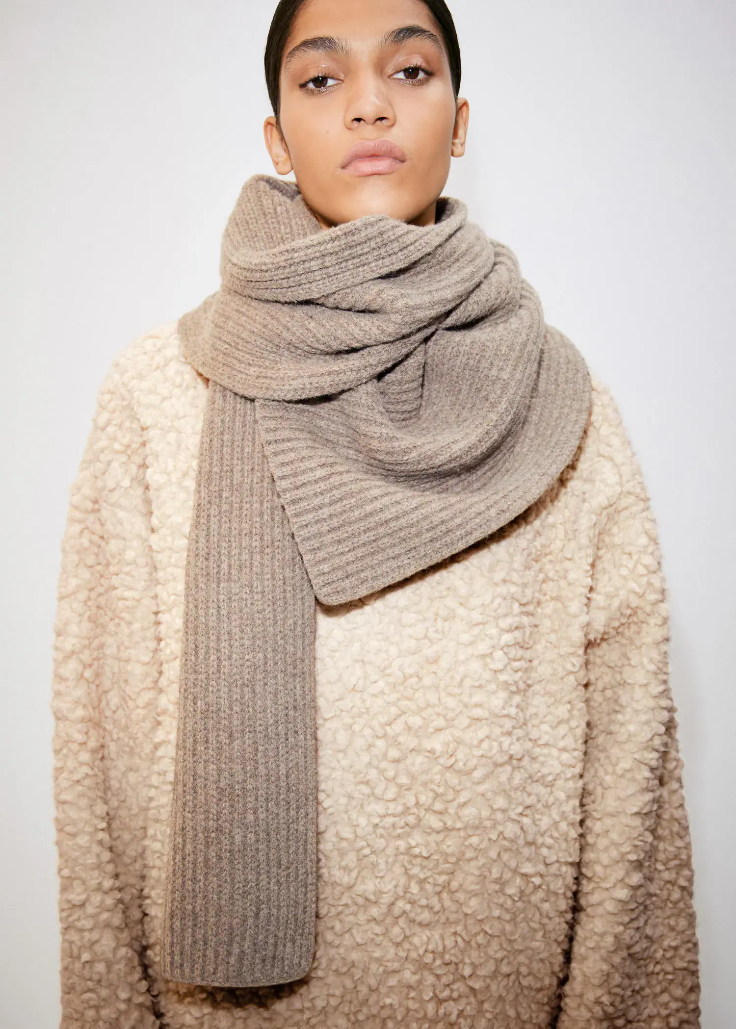 Mango Knit wool-blend scarf. 1