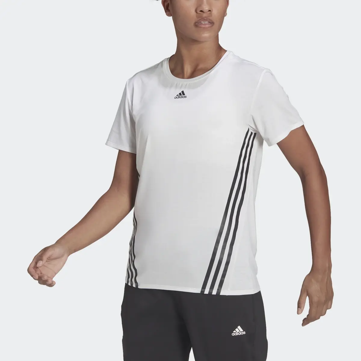 Adidas Train Icons 3-Stripes Tişört. 1