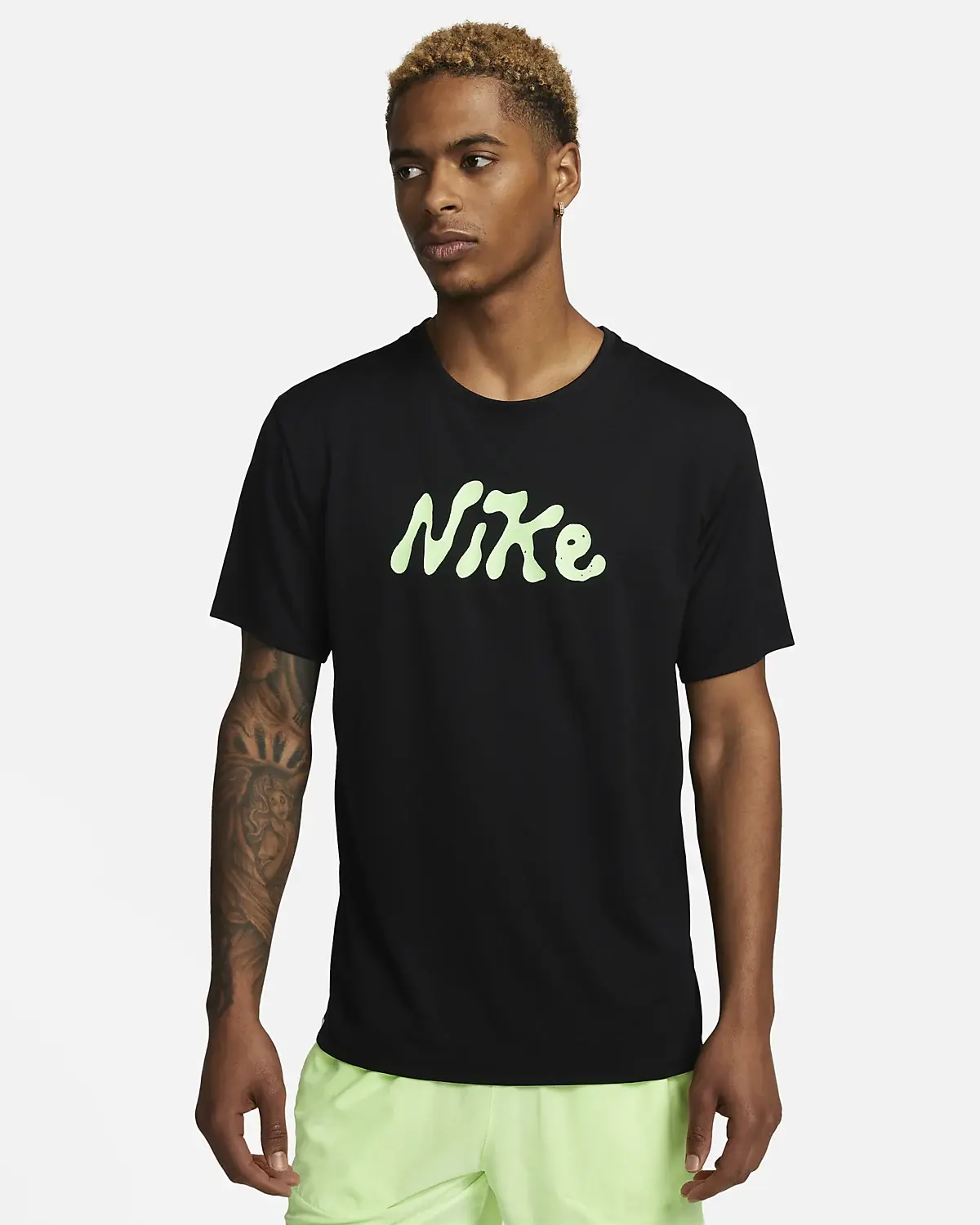 Nike Dri-FIT UV Miler Studio '72. 1