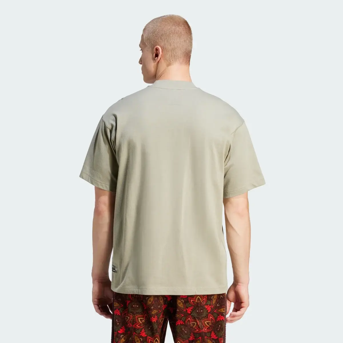 Adidas Playera Premium Estampada. 3