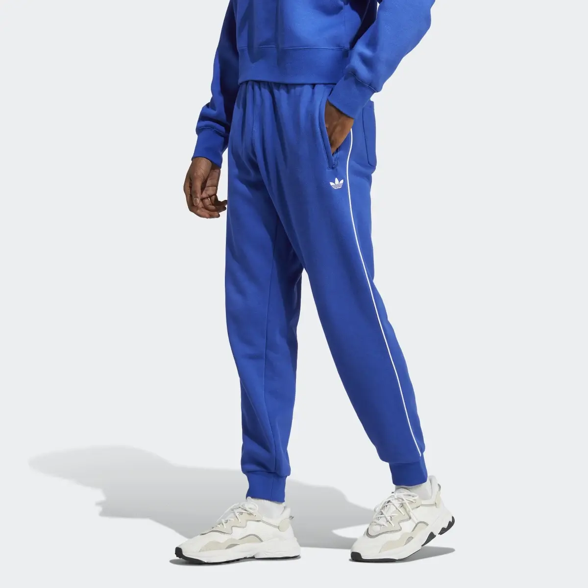 Adidas Adicolor Seasonal Archive Sweat Pants. 1